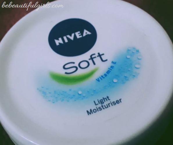 Nivea soft light moisturizer benefits