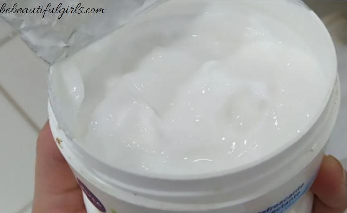 Nivea soft light moisturizing cream