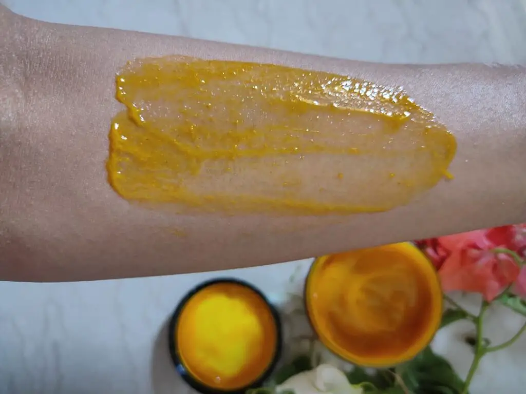 Deyga organics Turmeric Healing Mask 