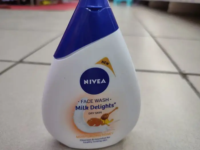 Nivea milk delights moisturizing honey face wash Review