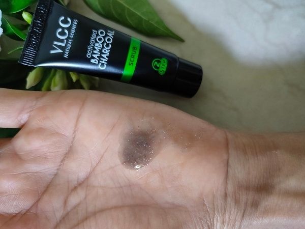 VLCC Activated Charcoal Facial Kit Review