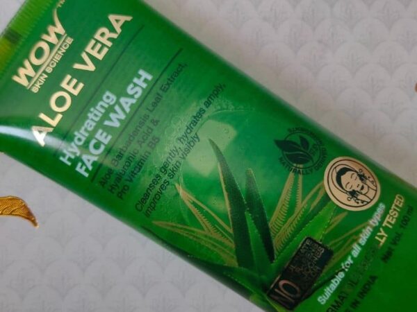WOW Aloe Vera Hydrating Face Wash Review