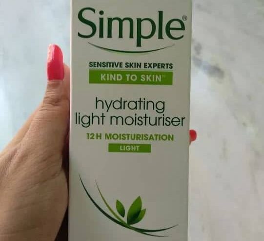 Simple Hydrating Light Moisturizer