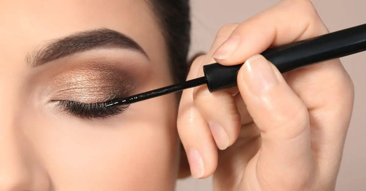 5 Best Waterproof Eyeliners That Will Make Your Makeup Look Last