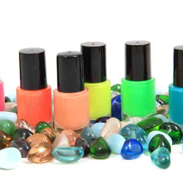How to Сhoose a Nail Polish color for an event, clothes, combinations with other colors